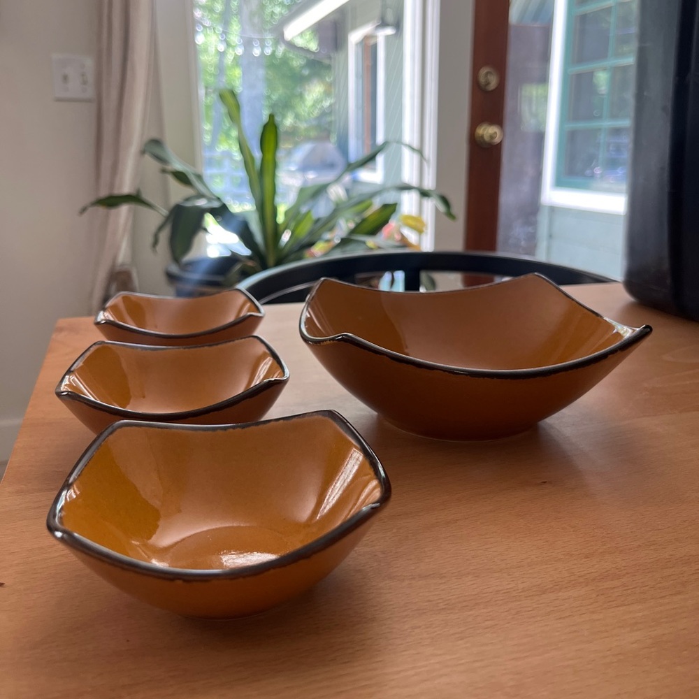 D&V TechnoCream bowl set